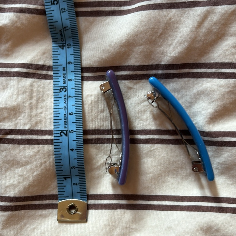 Hair clips - Picture 3 of 3